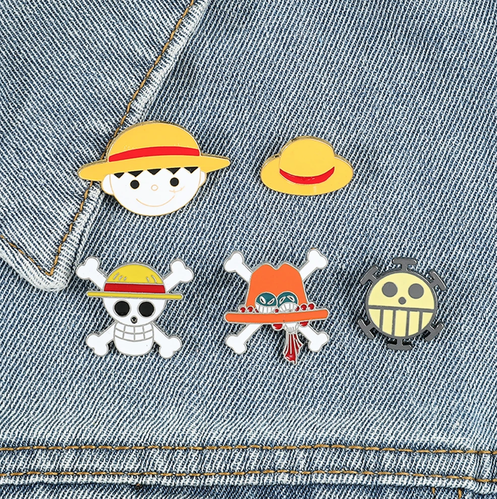 One Piece pins